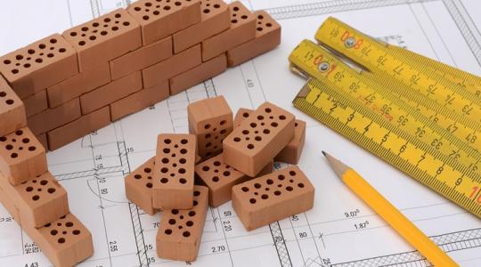 Eddig kimaradtál? Most már a külterületi házakra is jár a támogatás