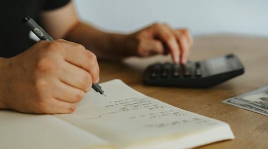 Kisvállalati adó: ezért éri meg váltani