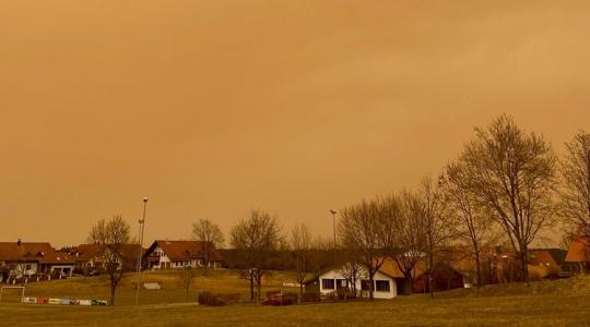 Hihetetlen: ezért lehetünk hálásak a szűnni nem akaró ködnek