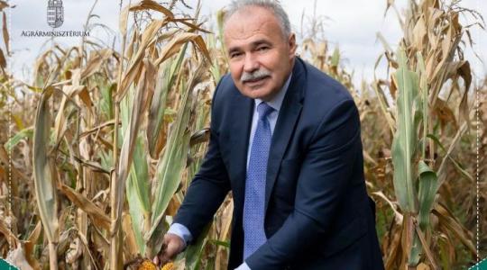 A Facebook-on reagált Nagy István a tejszállítás leállására