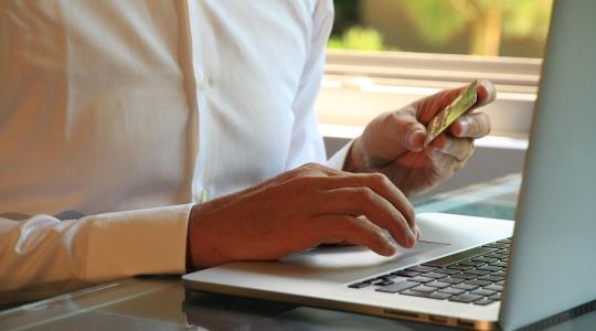 Kötelezettség az élelmiszerláncban: február elején esedékes a felügyeleti díj