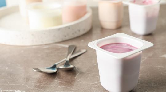 Hízik a tejipari birodalom: beolvasztotta riválisait a nagy joghurtmárka