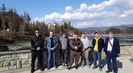 A tanteremtől a világraszóló technológiáig: Lengyelországban jártak a LETIA OB győztesei