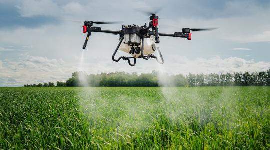 Bővül a drónos növényvédelem: új szerek kaptak engedélyt