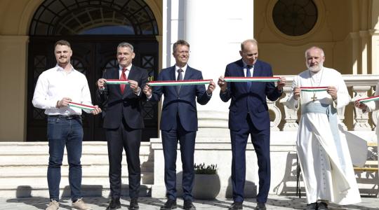 Megújult a Szent István Campus központi épületegyüttese – újabb mérföldkőhöz érkezett a felújítás