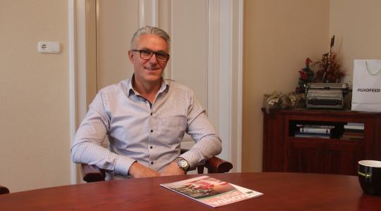 Késztakarmány helyett saját rendszer: ez a módszer mentheti meg a sertéstartókat a piaci ársokktól?