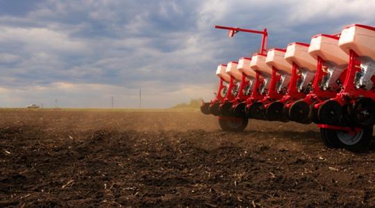 Ennyi pénz múlik most Magyar Péter kormányán