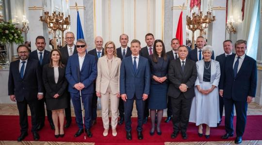 Új fejezet: esküt tettek a miniszterek, itt a teljes névsor