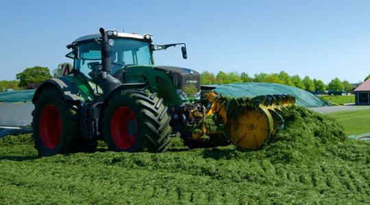 Tömegtakarmányok hatékony precíziós tartósítása Bonsilage adalékokkal