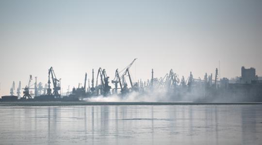 Ukrajna: teli raktár, de nincs eladás; megint bedöntik a gabonapiacot?