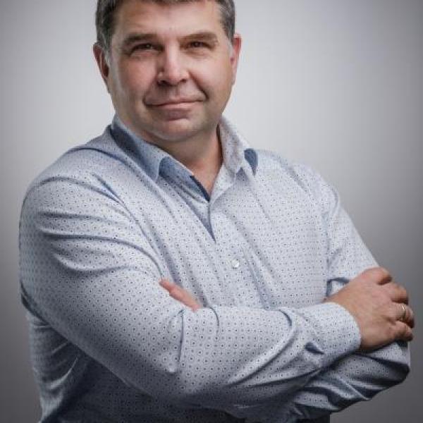 Dr. Mikus Gábor Gyula