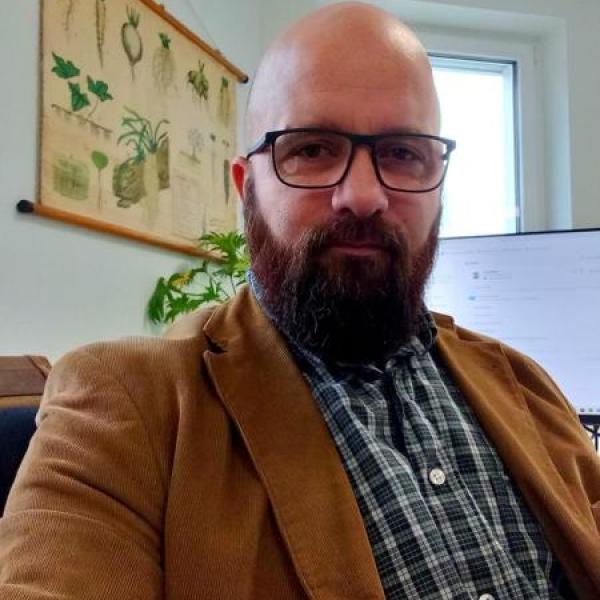 Dr. Jacint Notterpek T - Ph.D